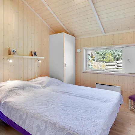 2 Bedroom Cozy In
