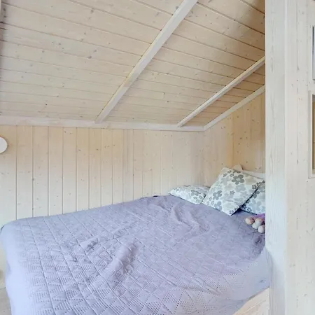 Дом отдыха 2 Bedroom Cozy In